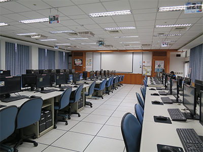 電算中心電腦教室
